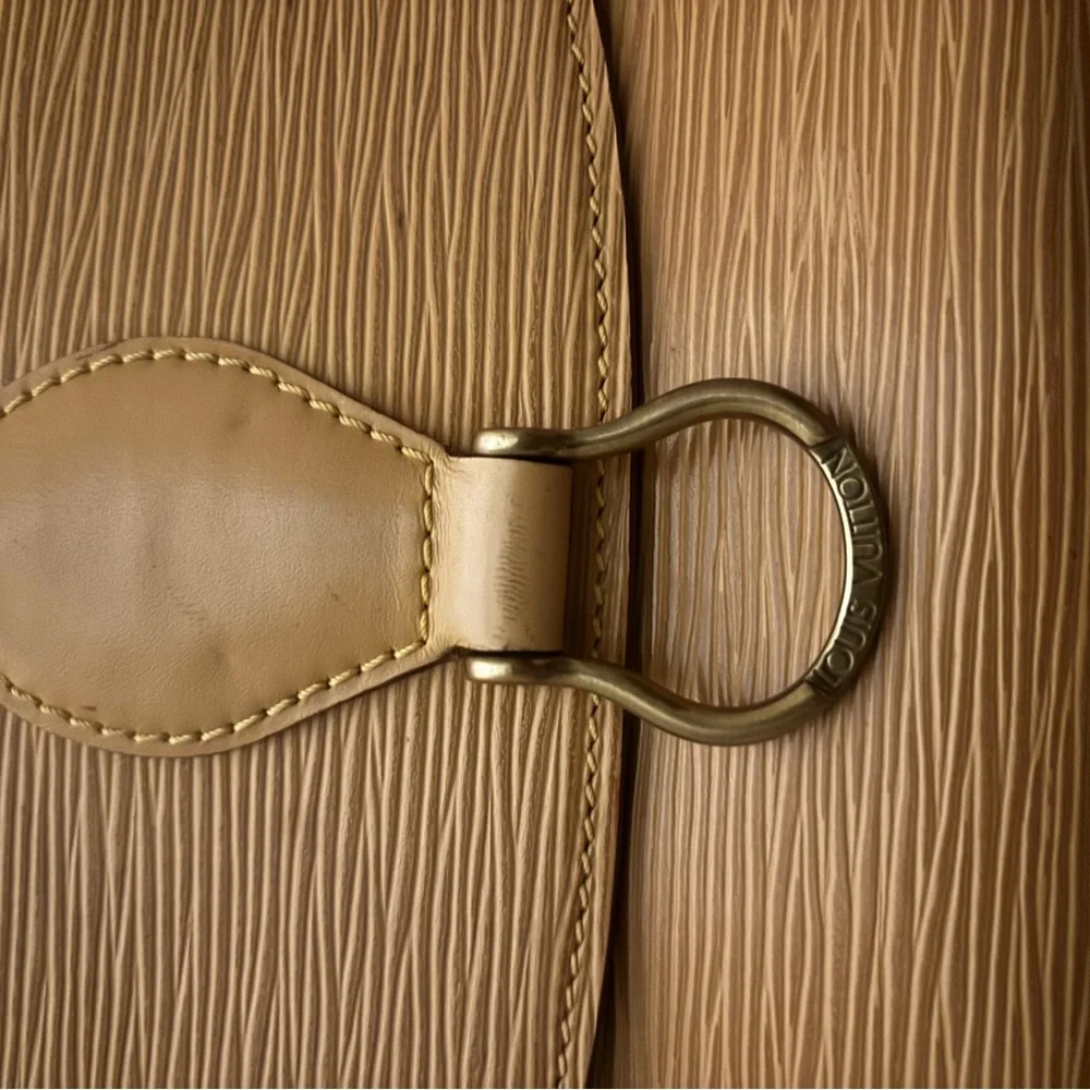 Louis Vuitton Epi Saint Cloud GM Tan Crossbody Shoulder Bag Authentic - Picture 2 of 14